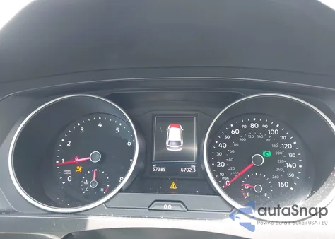 2018 Volkswagen Tiguan 2.0T Se/2.0T Sel z USA, uszkodzony, nr VIN 3VV3B7AX7JM106618